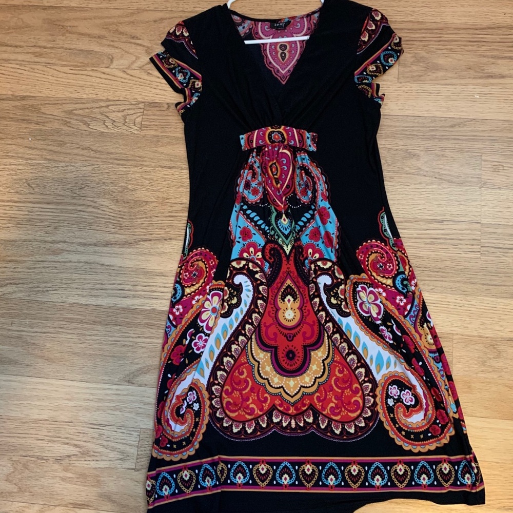 Short sleeved dress